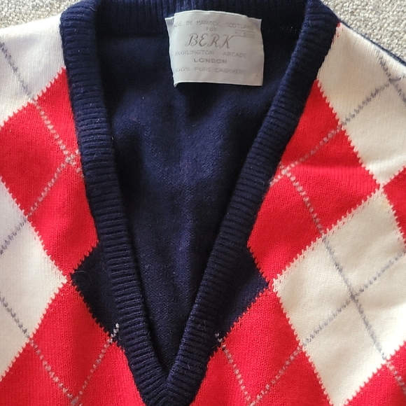 Vintage BERK 100% Pure Cashmere Men's Sweater - Red, White, and Navy Blue Size L - Picture 8 of 10
